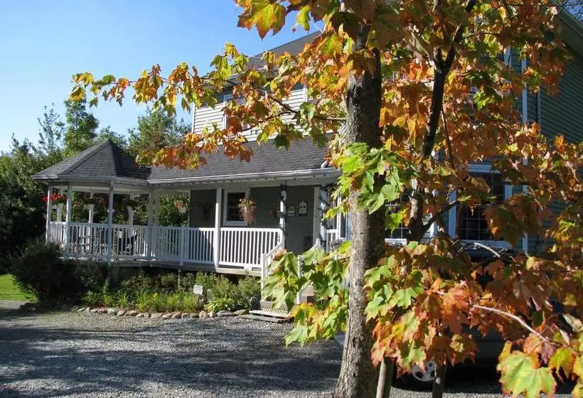 Arkadia Eastman B&b