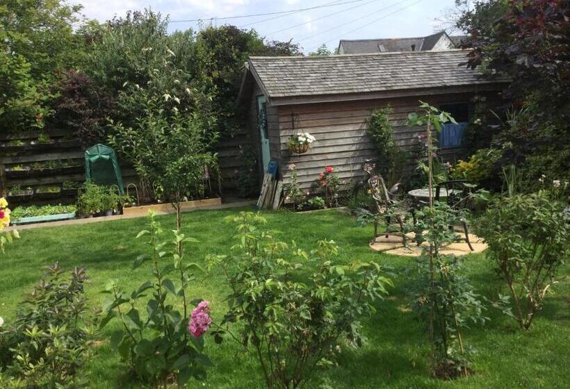 Bed and Breakfast Angel Cottage