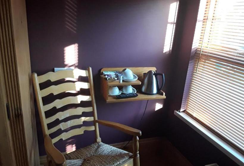 צימר Paul Arthurs Restaurant & Rooms   Kircubbin