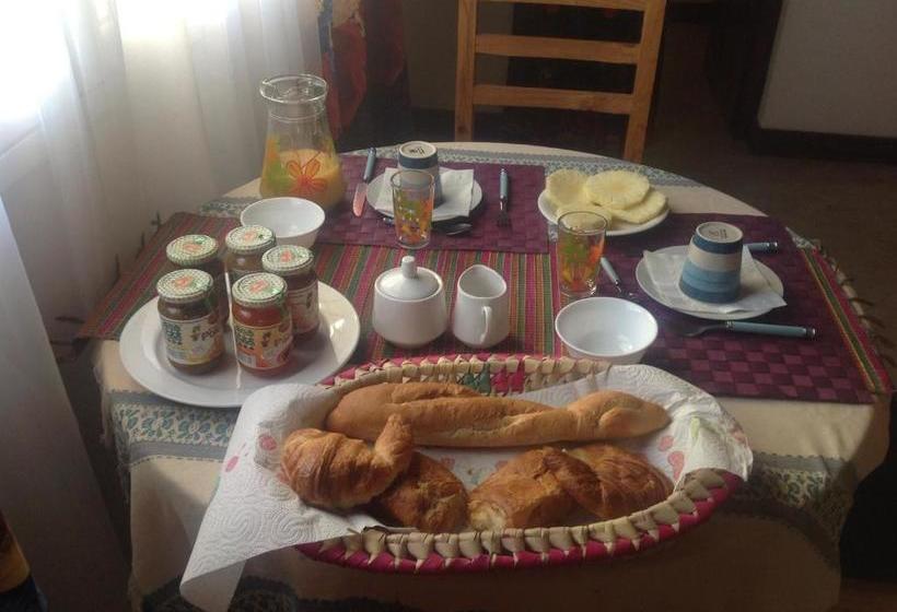 تختخواب و صبحانه Habitation Les Manguiers