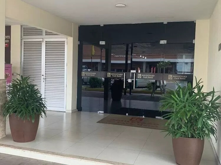 Hotelli Boulevard Park