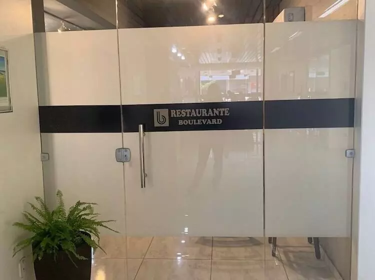 Hotelli Boulevard Park