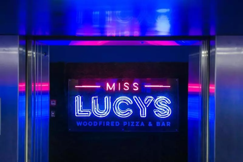 هتل Lylo Queenstown