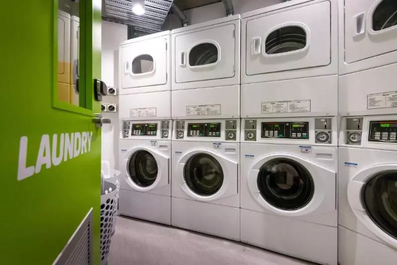 هتل Lylo Queenstown