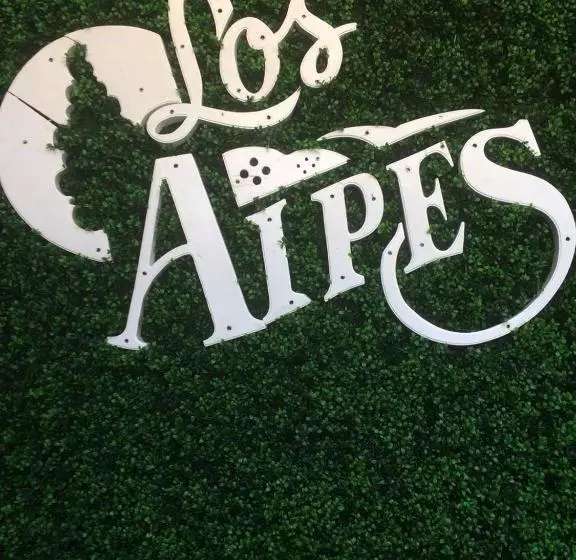 Hotelli Los Alpes Santa Teresa