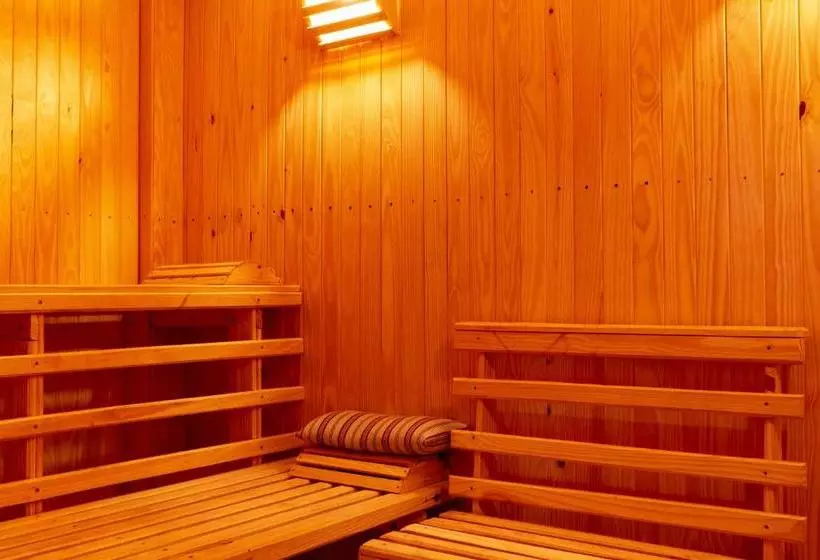 Hotelli Los Alpes Santa Teresa