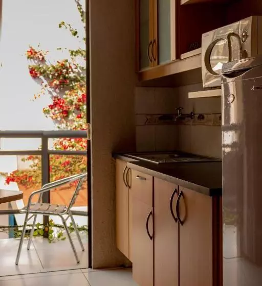 Hotelli Los Alpes Santa Teresa