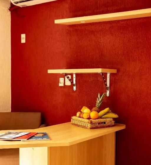 Hotelli Los Alpes Santa Teresa