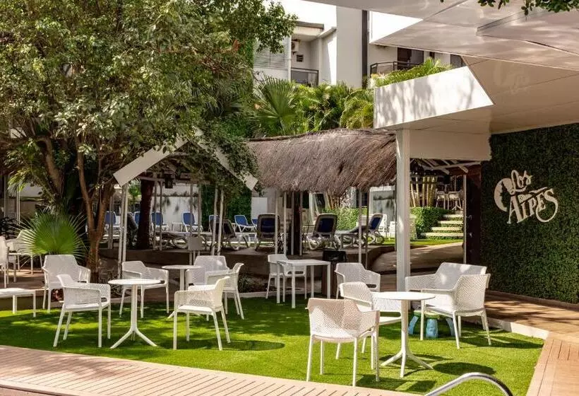 Hotelli Los Alpes Santa Teresa