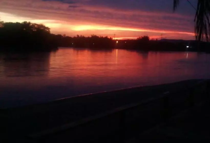 ホテル Pintado Azul