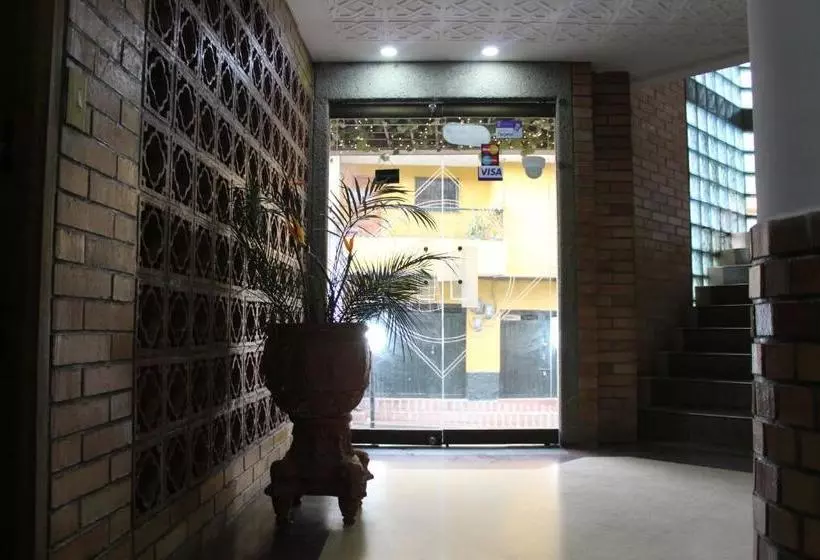 هتل Torreon De Rionegro