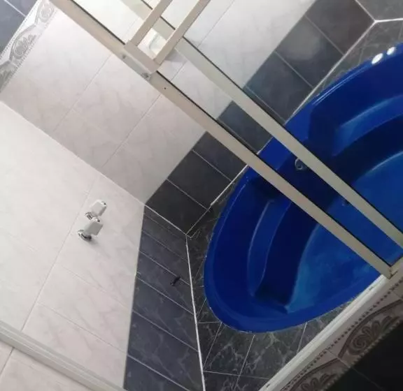 هتل Torreon De Rionegro
