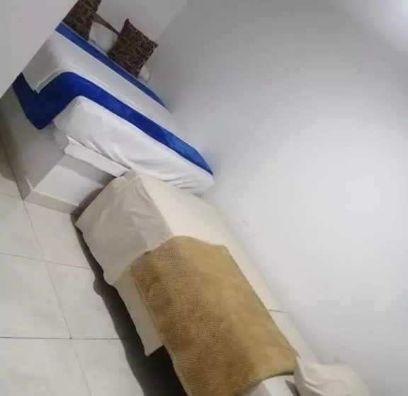 هتل Torreon De Rionegro