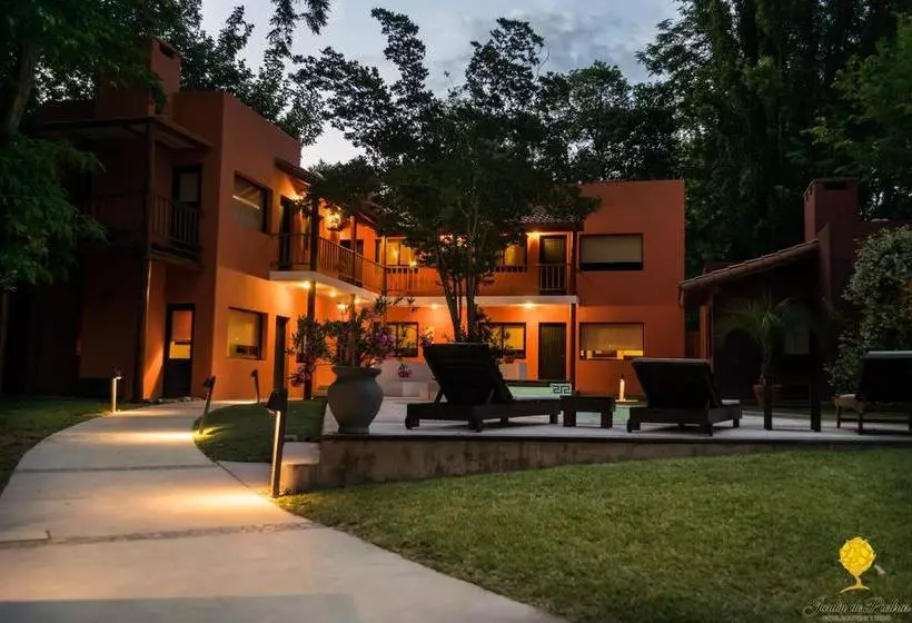 ホテル Postales Green Aparts   Chacras De Coria