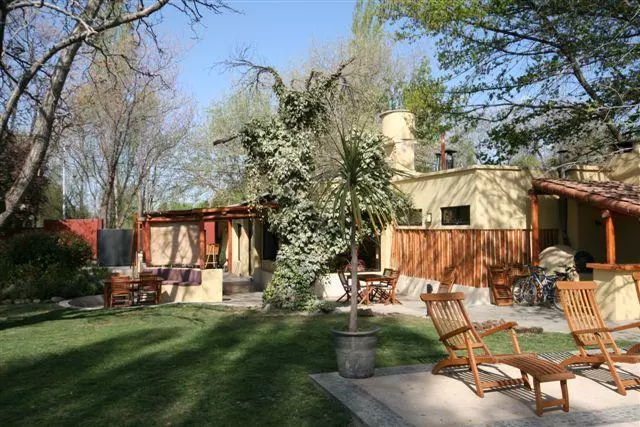 ホテル Postales Green Aparts   Chacras De Coria