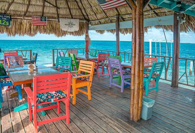 King Lewey S Island Resort