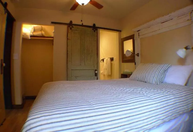 Motelli Miner's Camp