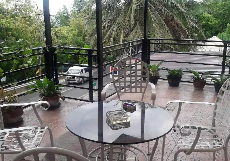 Bed and Breakfast D Downhill Place