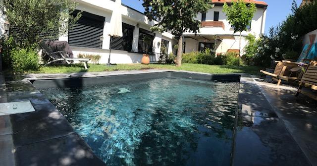 ベッドアンドブレックファースト Maison D Hôtes "l Atelier"