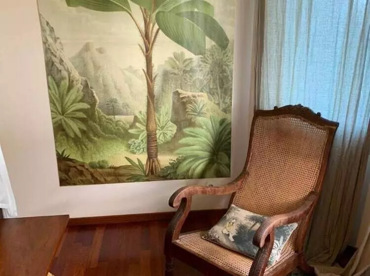 تختخواب و صبحانه La Kaz Nana Sakifo   Maison D Hotes