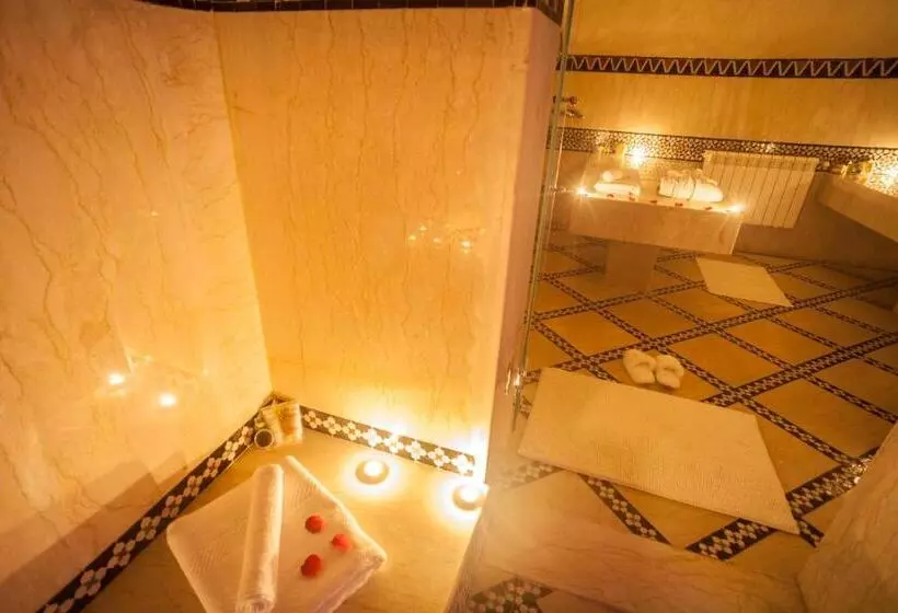 Aamiaismajoitus (B&B) Villa Pomme D'or