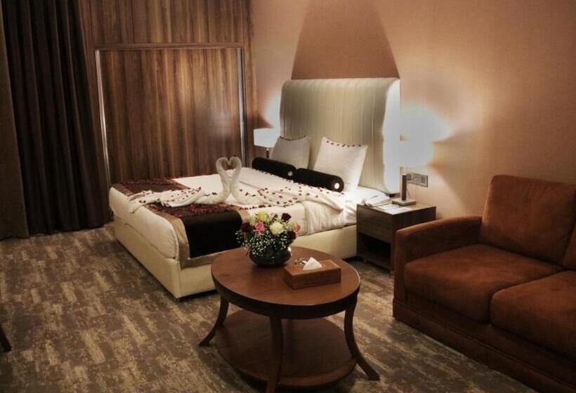 هتل Masaya By Emerald