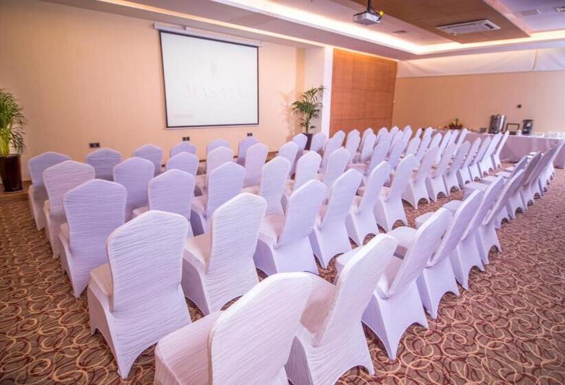 هتل Masaya By Emerald