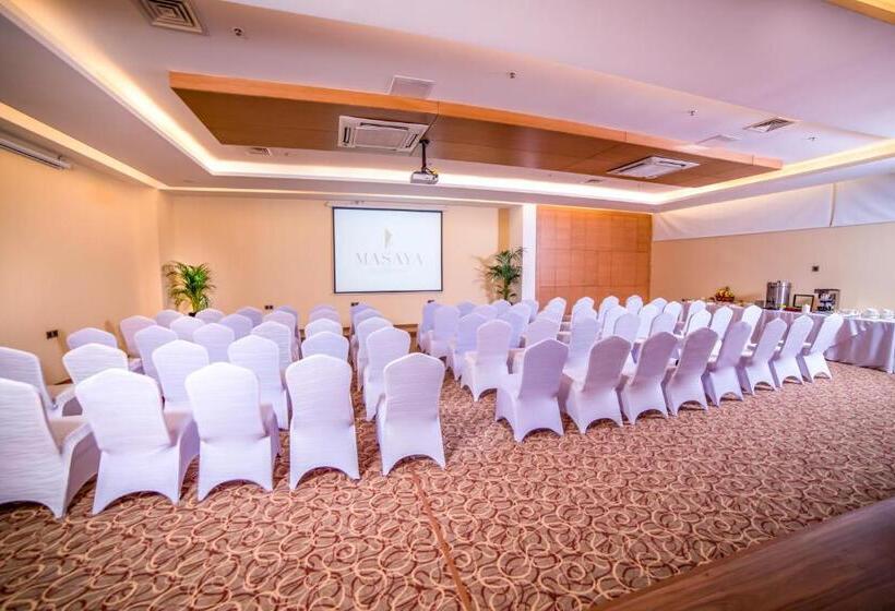 هتل Masaya By Emerald