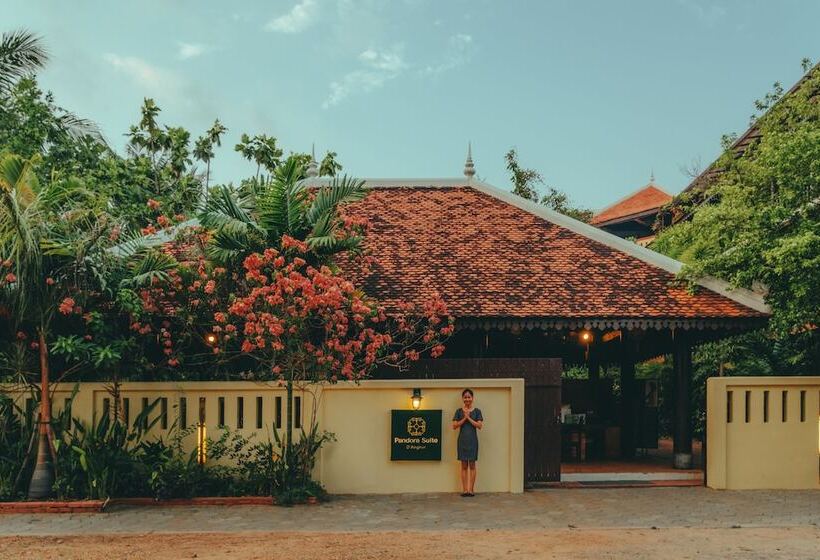 Hotel Pandora Suite D Angkor