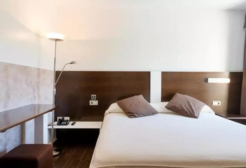 Hotel Restaurant Cal Petit