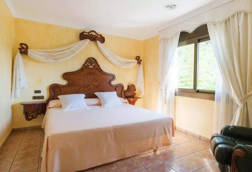 Hotel Restaurant Cal Petit