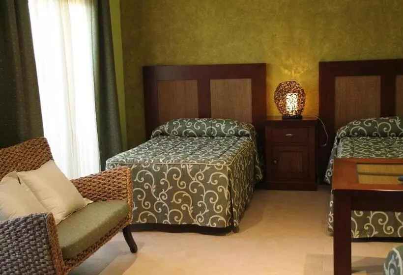 Hotel Restaurant Cal Petit