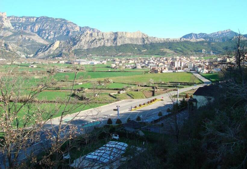 ホテル Restaurant Cal Petit