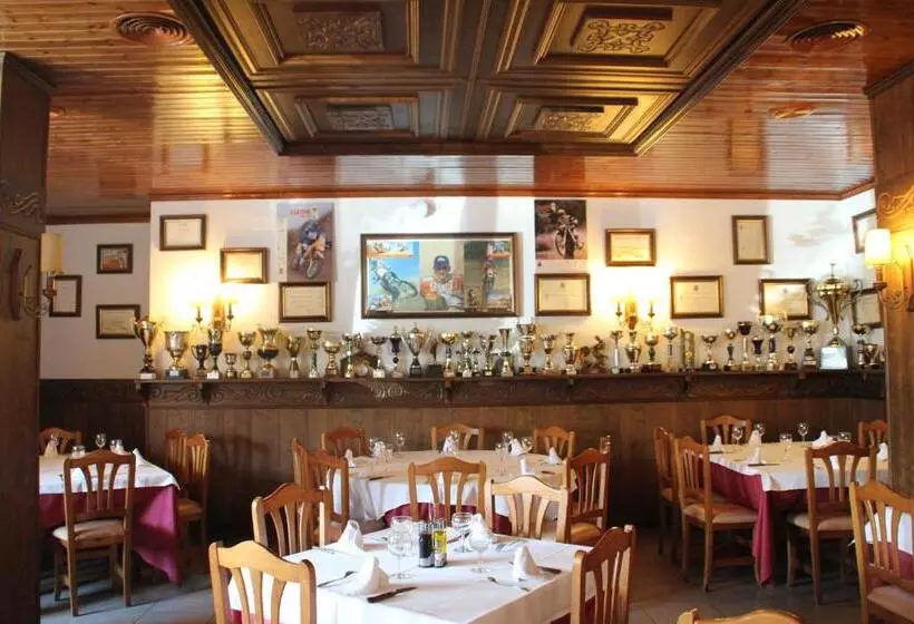 Hotel Restaurant Cal Petit