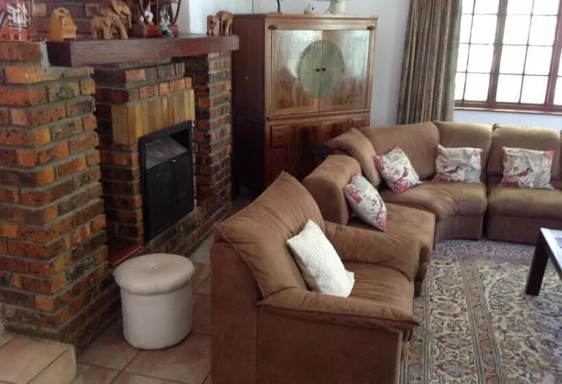 Hotelli Swaynekloof Farm