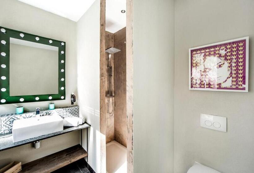 هتل The Yard Zürich