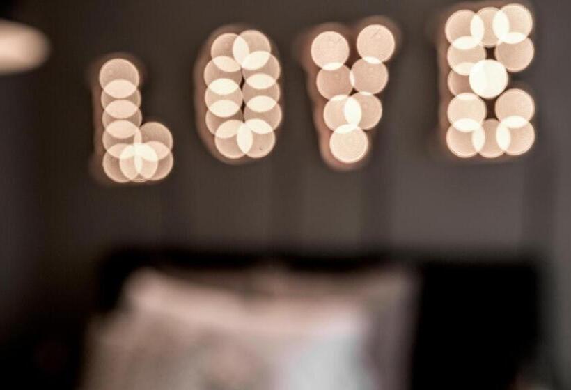 هتل The Yard Zürich