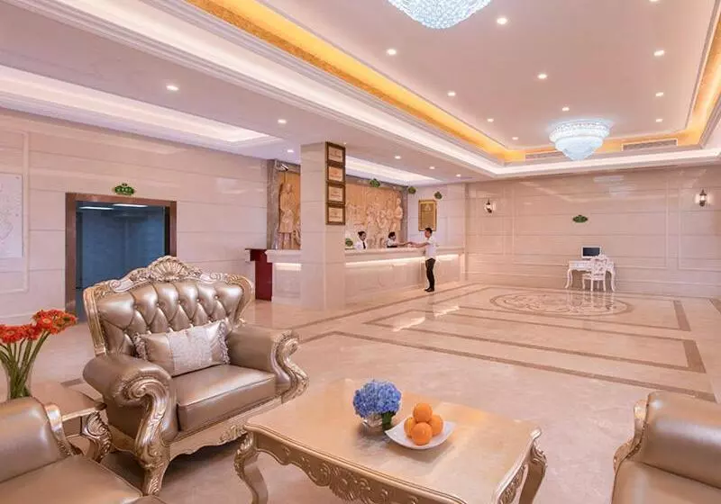 Vienna Hotel Shenzhen Bao An Xin An