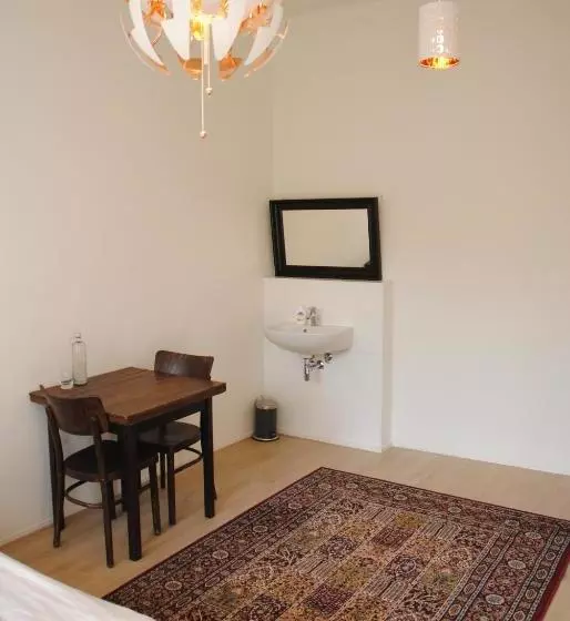 Zala S B&b