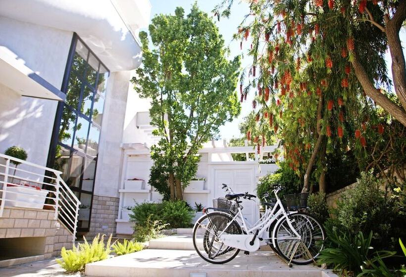 ベッドアンドブレックファースト Foglie D Acqua