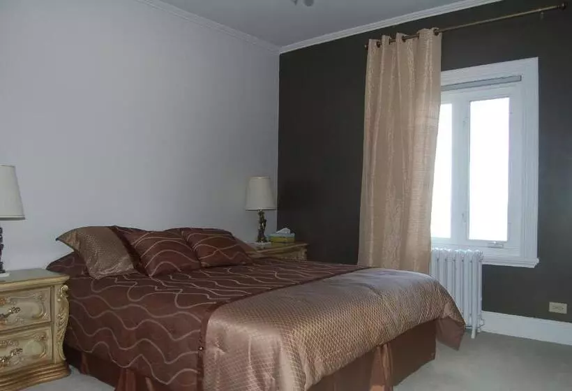 ベッドアンドブレックファースト Gite Les 2 Soeurs