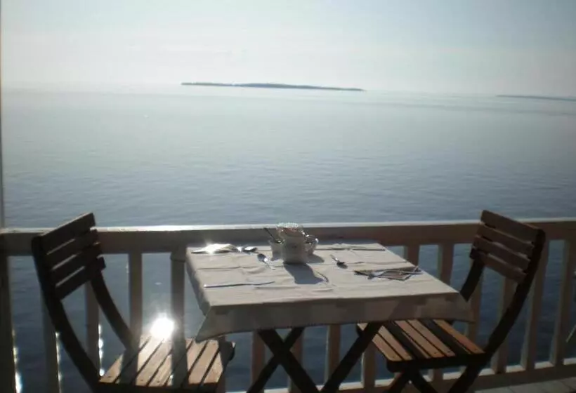 ベッドアンドブレックファースト Gite Les 2 Soeurs