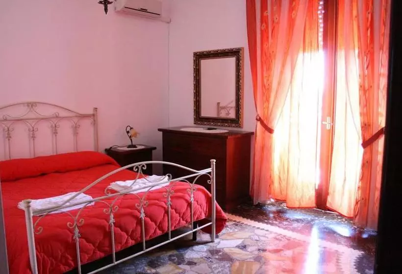 Aamiaismajoitus (B&B) La Rosa Antica