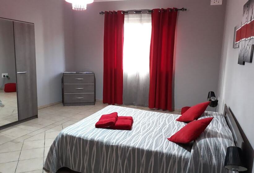 تختخواب و صبحانه Luxury Room In The South Of Malta