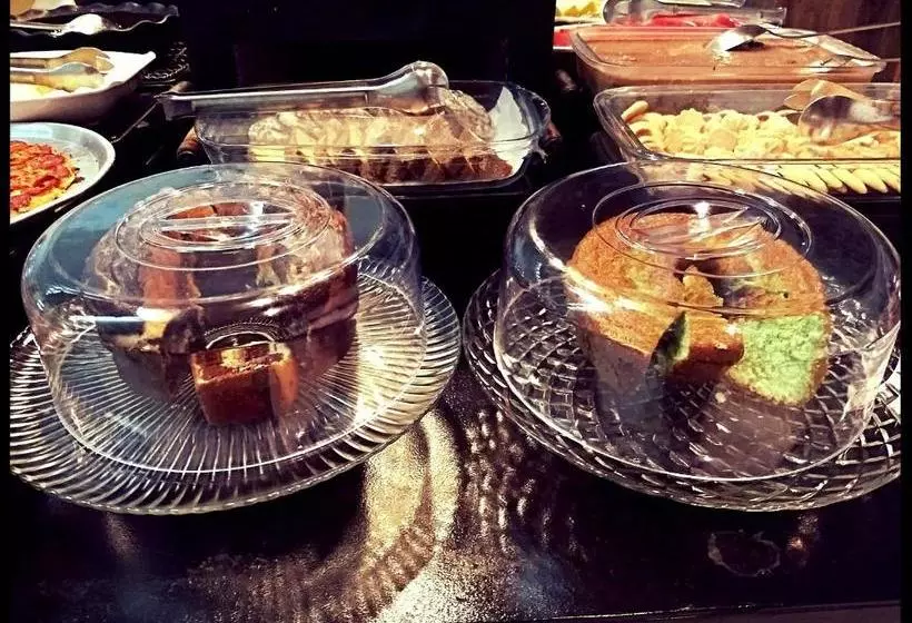 ホテル Avenida Tupã