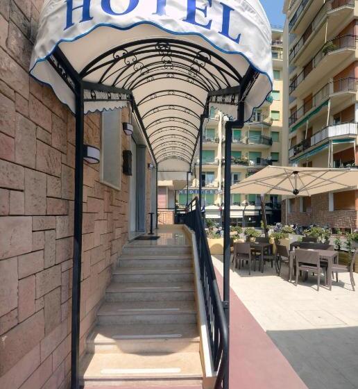 בית מלון כפרי Lido Mazzini