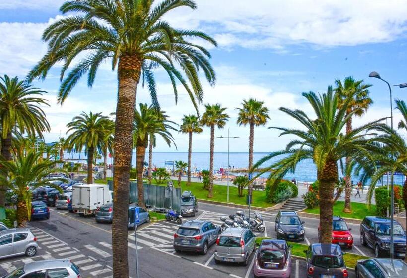 בית מלון כפרי Lido Mazzini