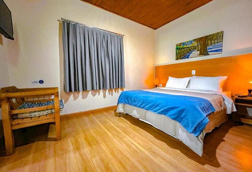 Hotel Castelo Piazzale Campos Do Jordao