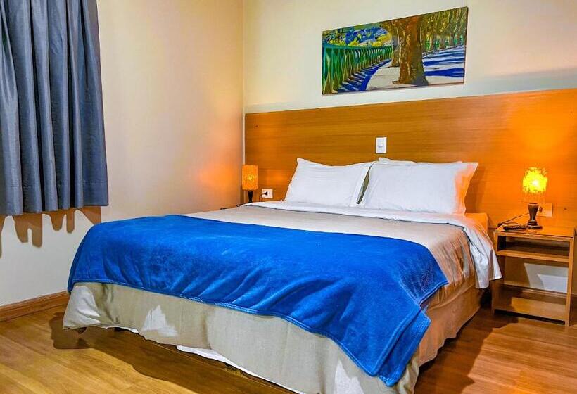 Hotel Castelo Piazzale Campos Do Jordao