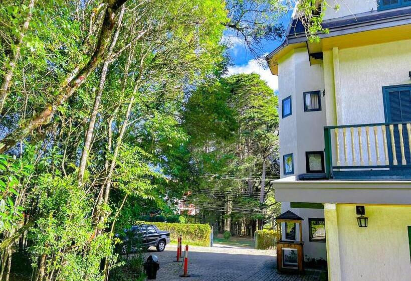 Hotel Castelo Piazzale Campos Do Jordao